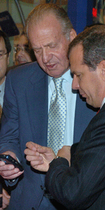 El Rey disfruta en el Congreso mundial 3GSM