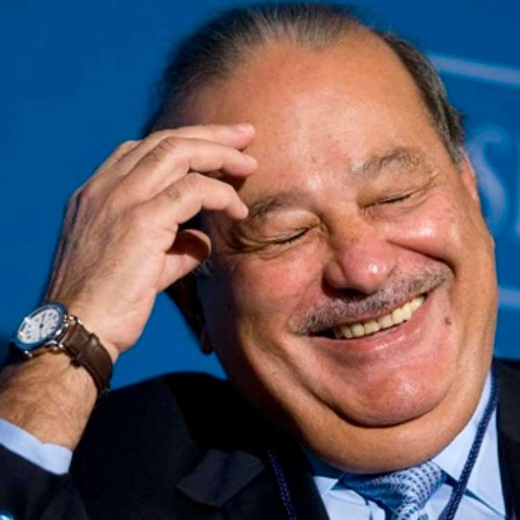 Carlos Slim, dueño de América Móvil (Telcel)