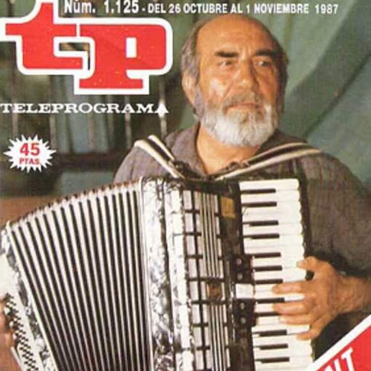 Chanquete tocando el acordeón