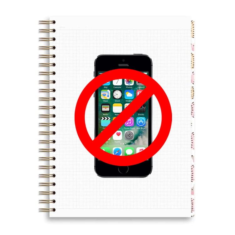 El móvil, prohibido en los colegios de Francia