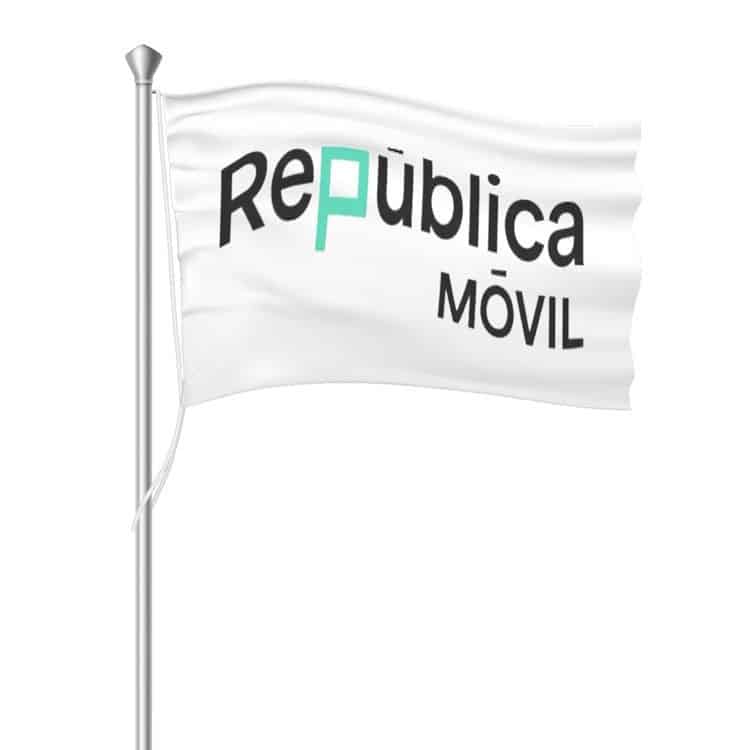 Orange cierra Republica Móvil